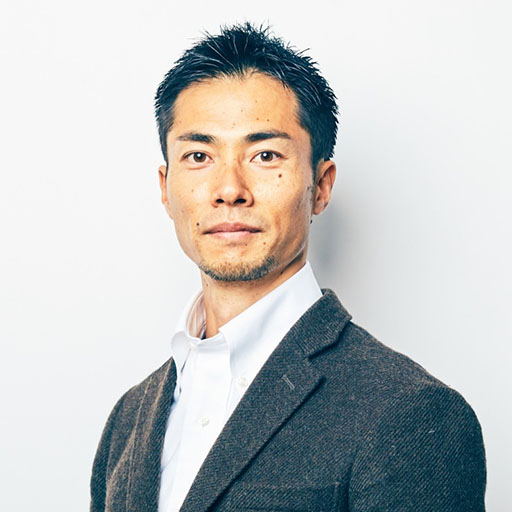 足立 健太